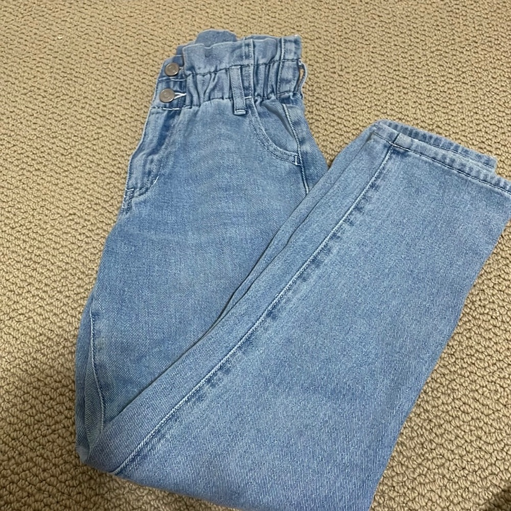 Pacsun blue mom jeans! Never worn great quality!